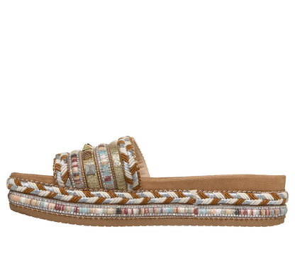 BOBS Misty Kiss - Beachy Bliss | Skechers Women|New Arrivals