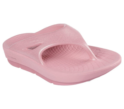 GO RECOVER Refresh - Glitzy | Skechers Women