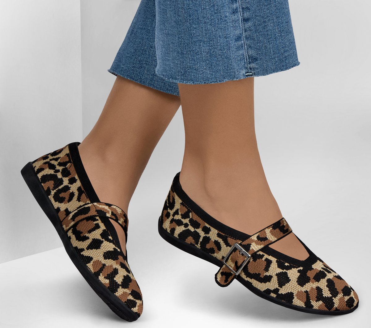 Cleo Walk - Runway Hit | Skechers Women