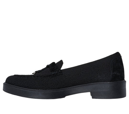 Cleo Taylor - Alluring Adventure | Skechers Women