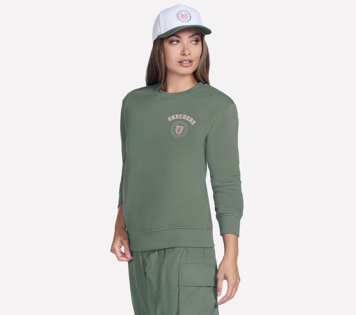 Collegiate Crest Crewneck | Skechers Women