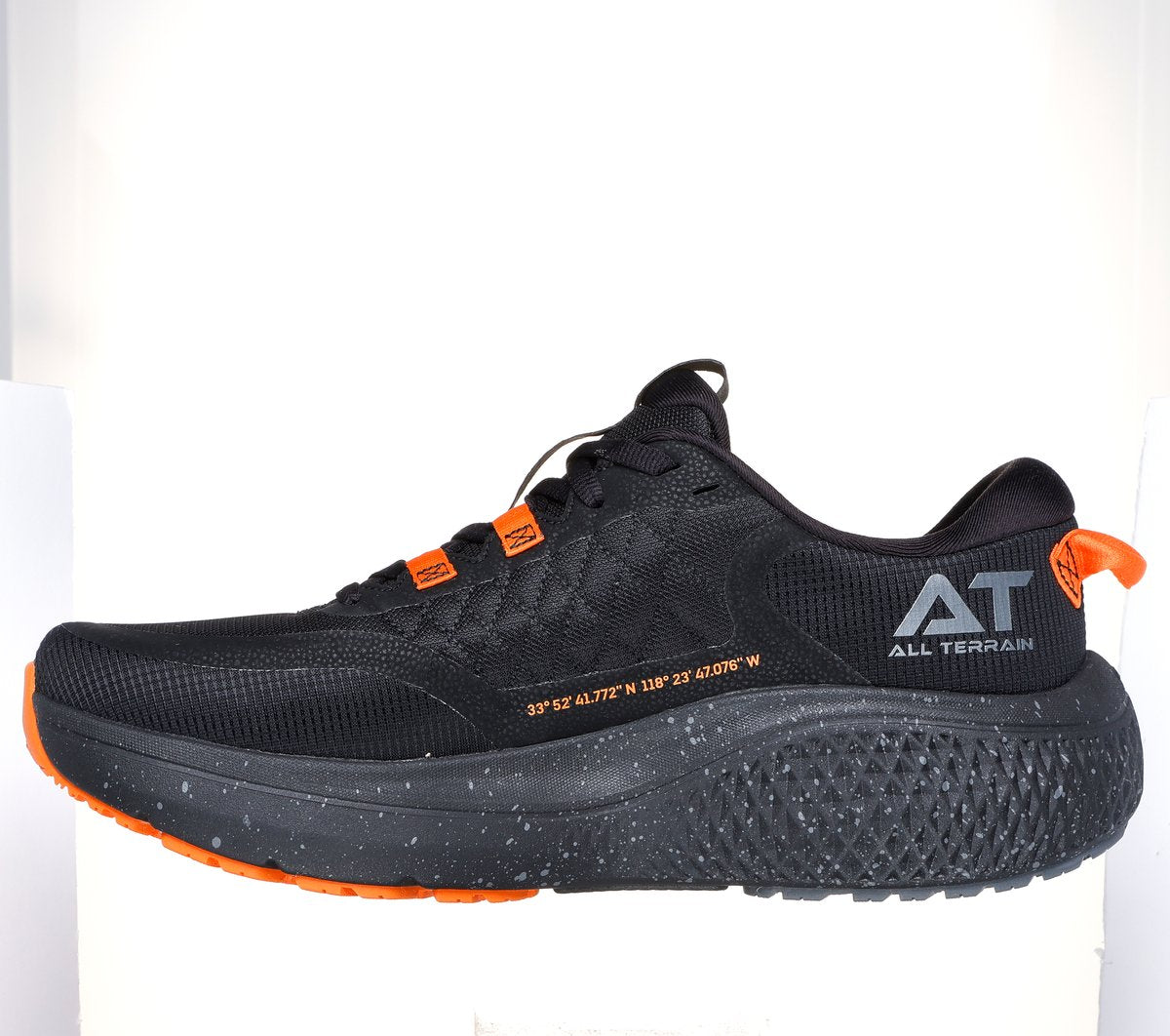 GO RUN Supersonic Max A/T | Skechers Men