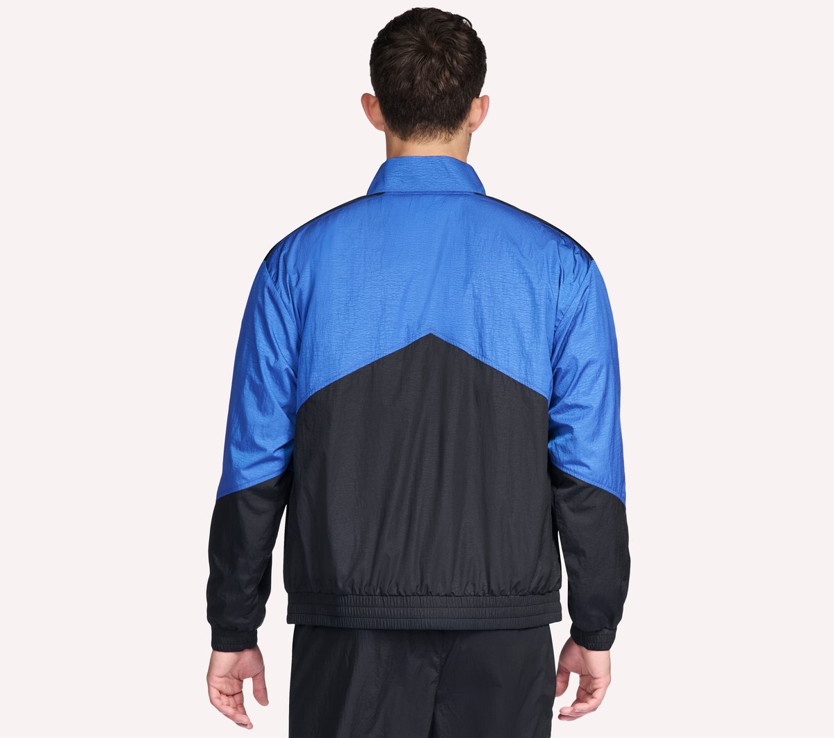 GO SHIELD Pace Jacket | Skechers Men